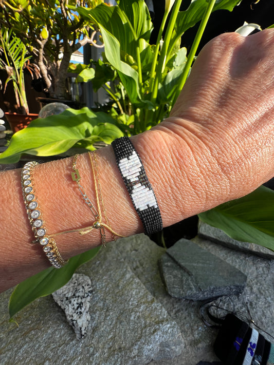 Butterfly Bracelet Black/White