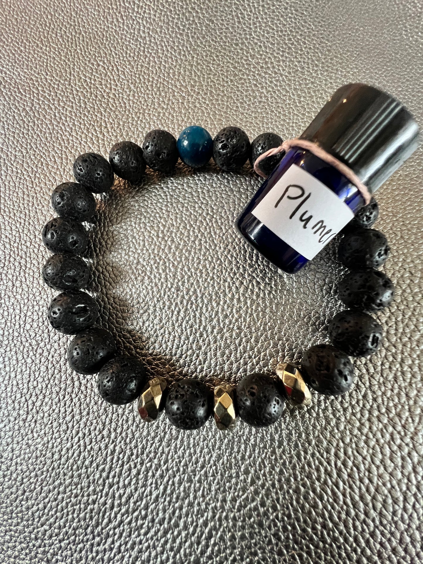 Women's Lava & Essential